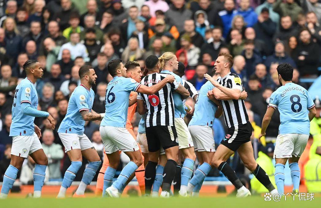 包含里程碑夜!纽卡斯尔临场应变,英超加时末段刷纪录,压力陡增,更衣室氛围转暖的词条 包含里程碑夜!纽卡斯尔临场应变,英超加时末段刷纪录,压力陡增,更衣室氛围转暖的词条