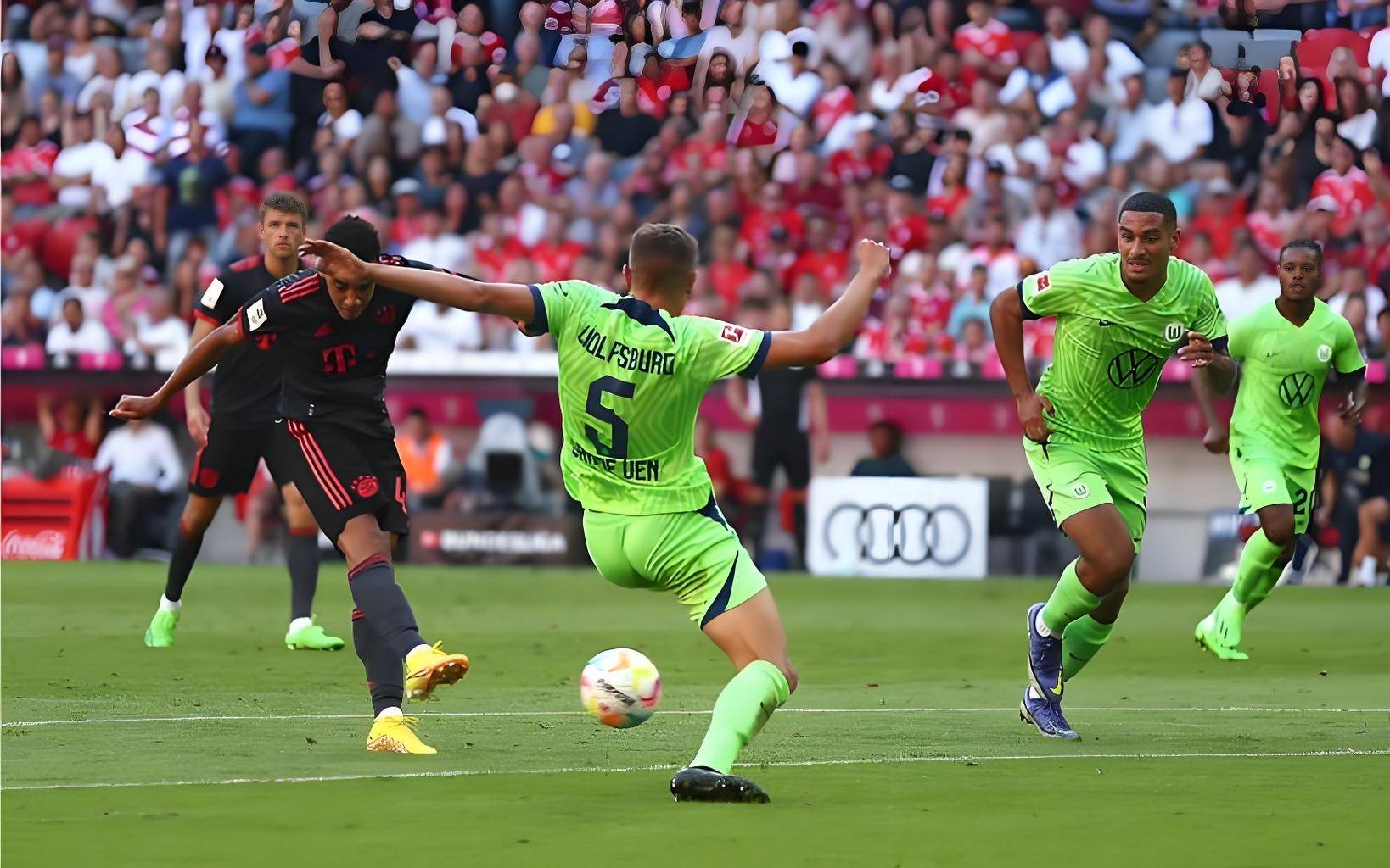 包含德甲赛程吃紧；拉齐奥今晚回应争议；管理层满意；球探报告显示潜力的词条